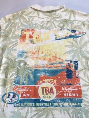 Tommy Bahama Mens 100% Silk Short Sleeve Button Up Size Large
